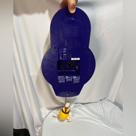 M&M Animated Wall Cuckoo Clock Talking Works In Box - Picture 4 of 7